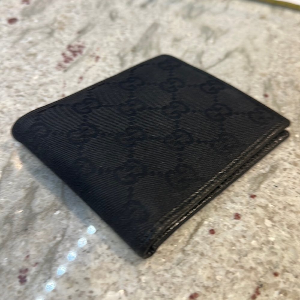Gucci Wallet Men's With interlocking G